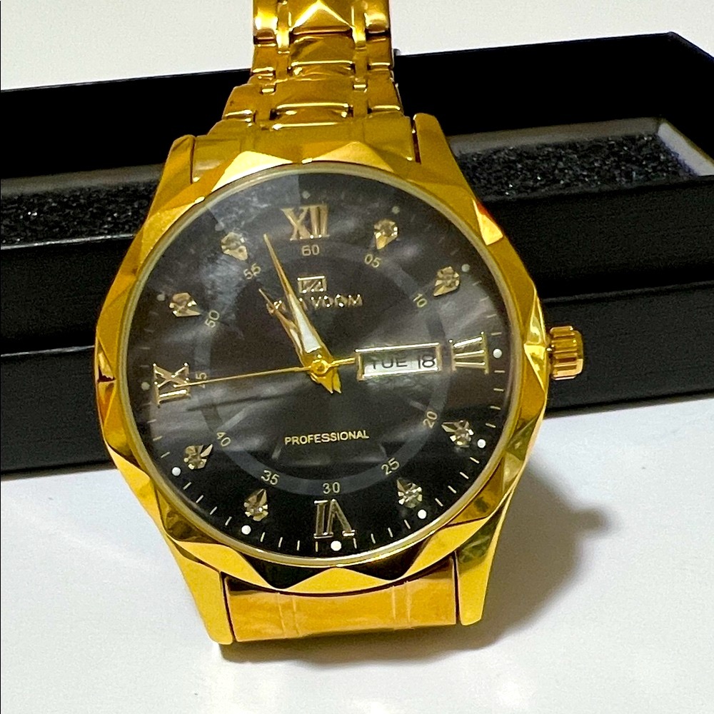 Va Va Voom Gold and Black Men's Stainless Steel Quartz Watch